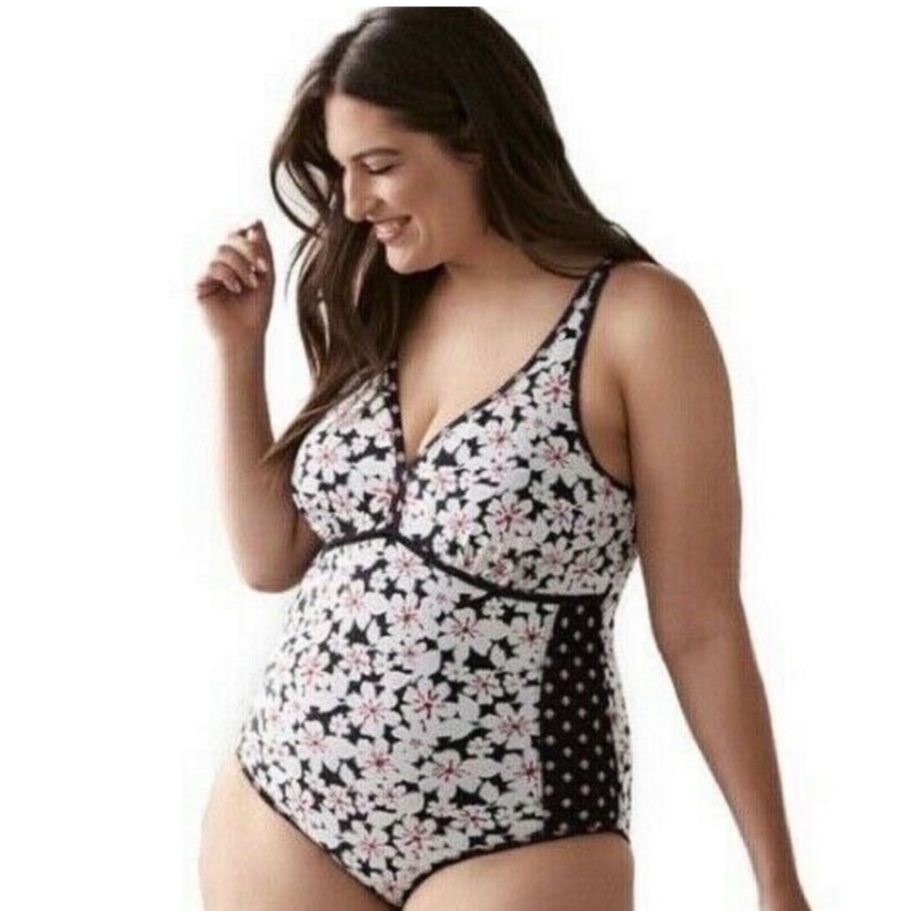 Sea One peice bathing suit in navy red and white floral print . Size 1X